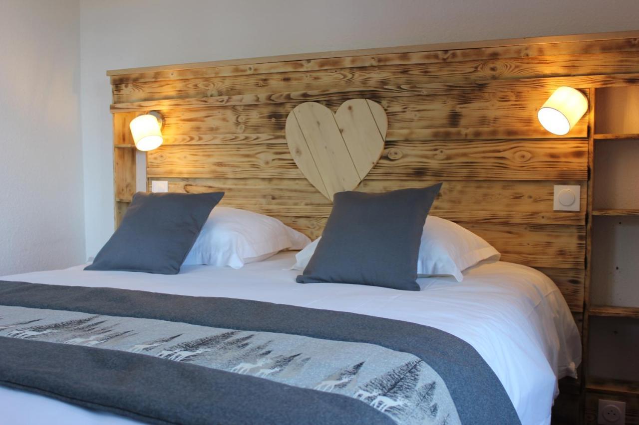 Hotel Les Charmilles Besse-et-Saint-Anastaise Eksteriør bilde